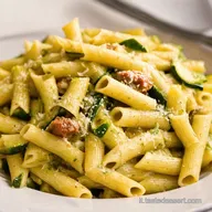 Pasta Zucchine e Salsiccia Ricetta Facile e Saporita