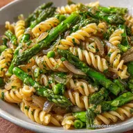 Pasta Asparagi della Nonna: Cremosa e Vellutata