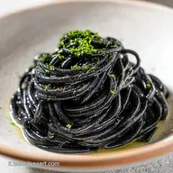 Pasta con il Nero di Seppia: Ricetta Siciliana per 4